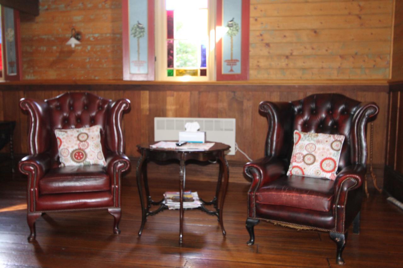 Kerrellie Cottages 2, 4&8 Reid Street Strahan Esterno foto